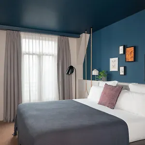 Le Belleval 4*, Parigi Francia