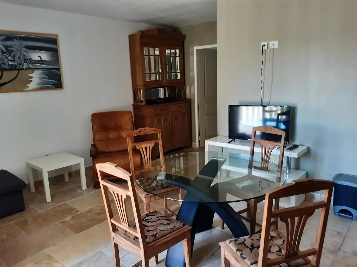 Bed and Breakfast Au Pays Du Ventoux Le Thor