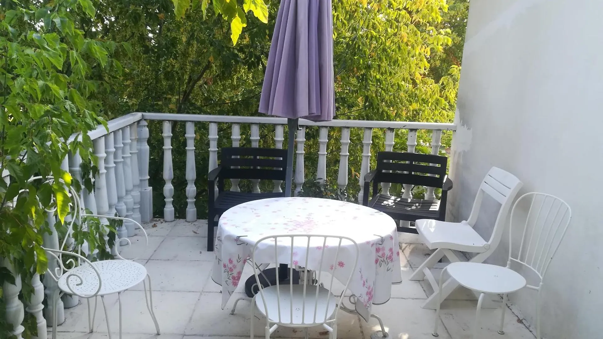 Bed & Breakfast Bed and Breakfast Au Pays Du Ventoux Le Thor Francia