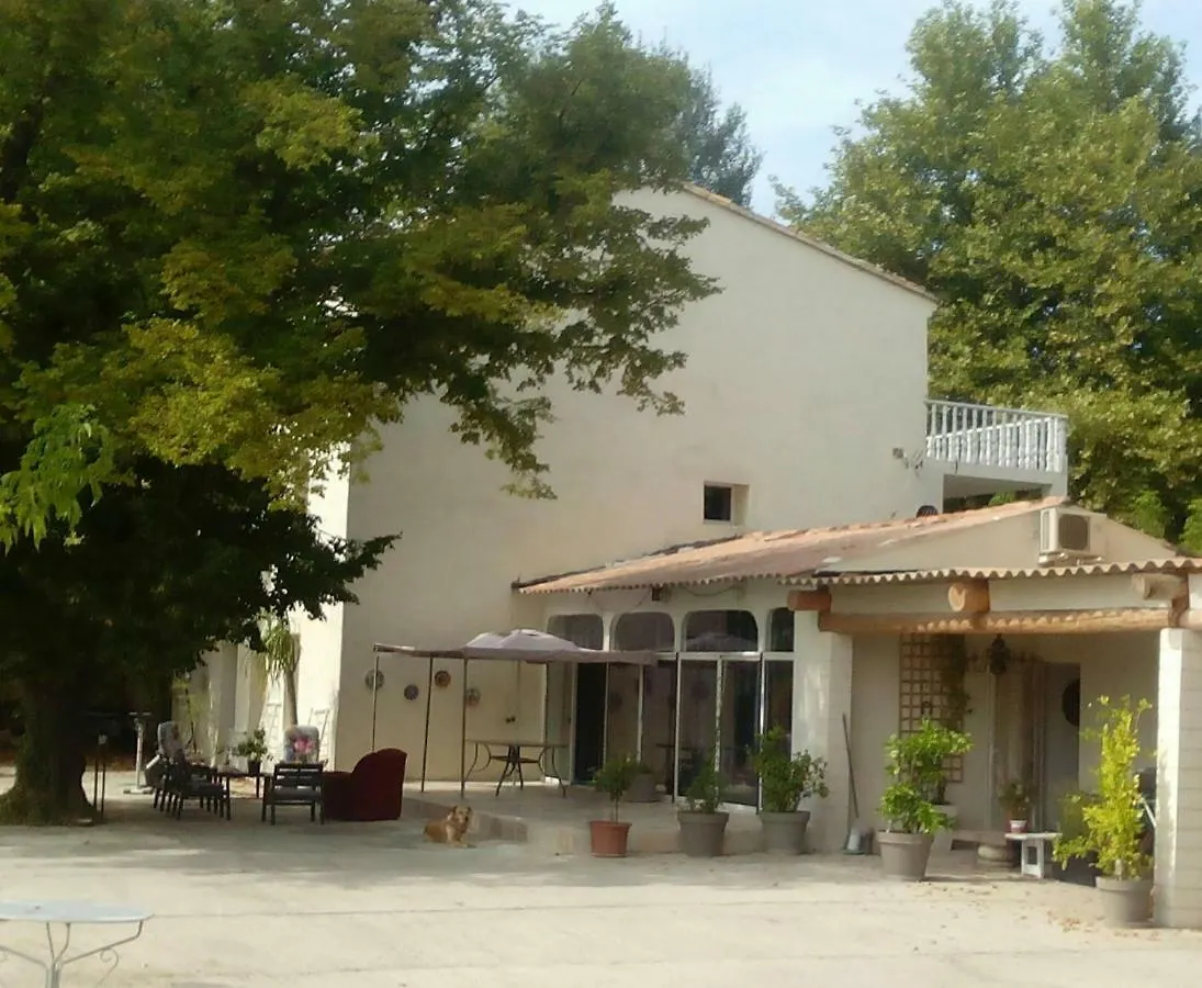Bed and Breakfast Au Pays Du Ventoux Le Thor
